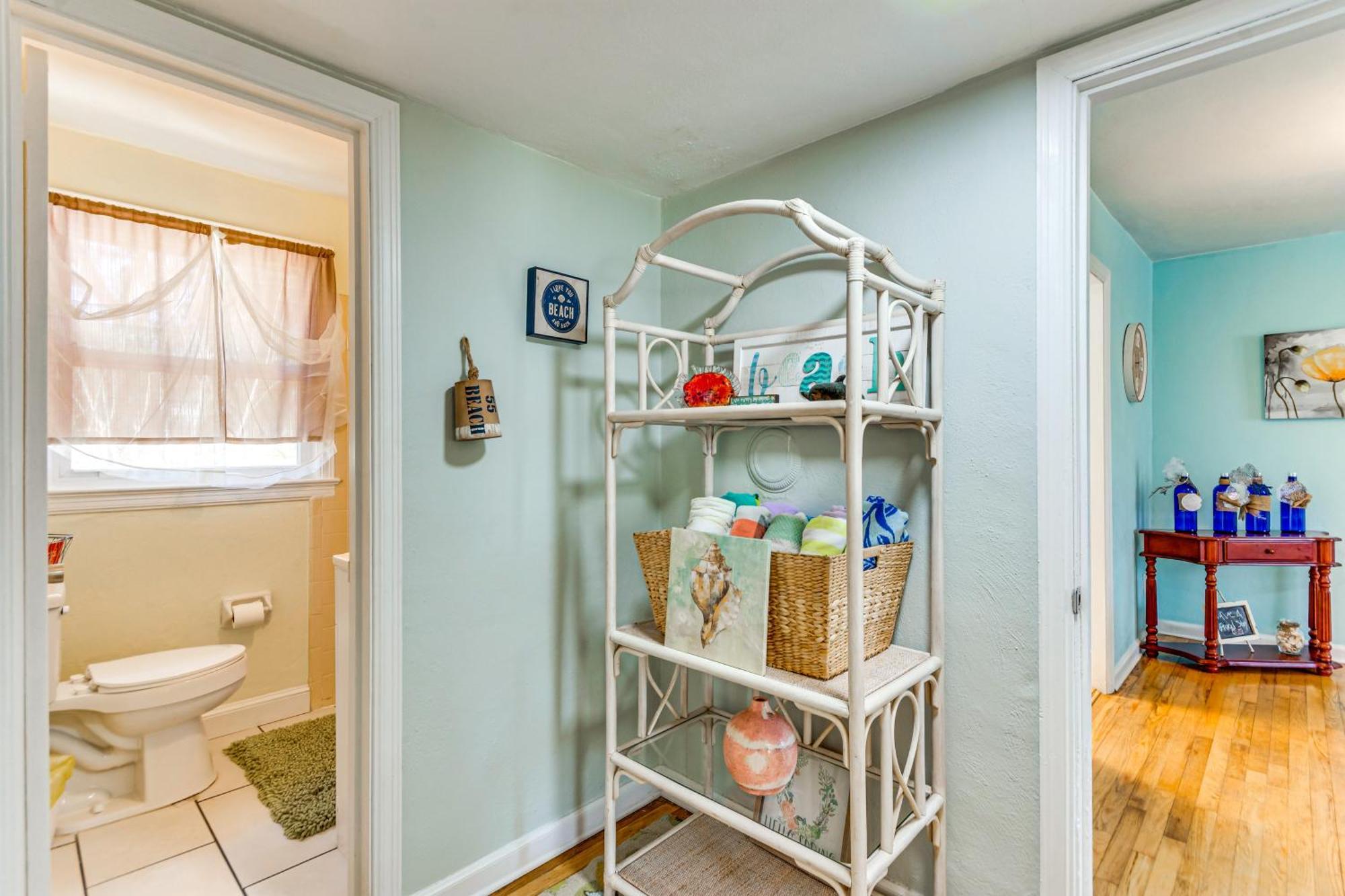 Fort Walton Coastal Retreat With Yard Walk To Beach Fort Walton Beach Exterior foto