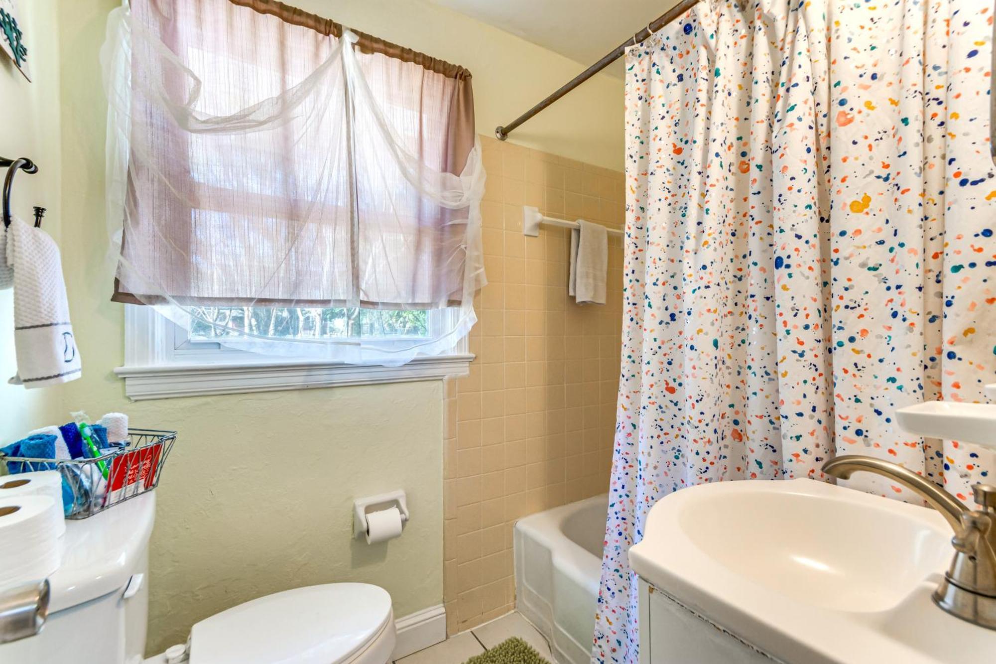 Fort Walton Coastal Retreat With Yard Walk To Beach Fort Walton Beach Exterior foto